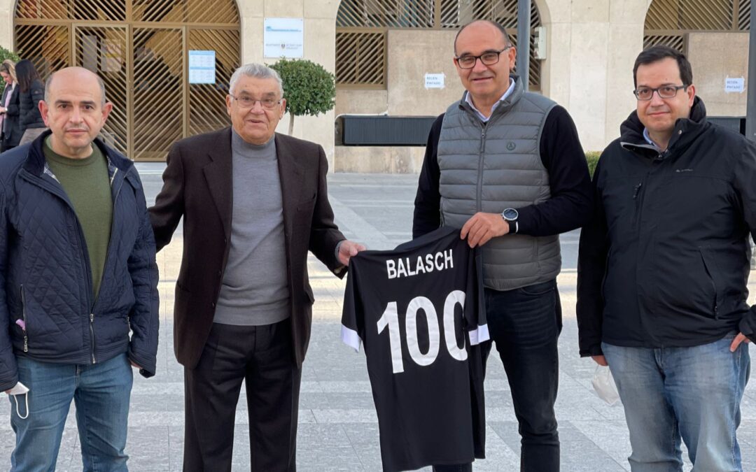 El Hércules presenta a Ramón Balasch como embajador del Centenario